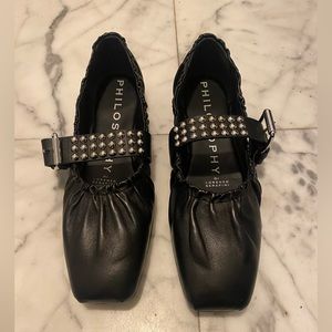 PHILOSOPHY DI LORENZO SERAFINI BLACK LEATHER FLATS SIZE 40 - NEVER WORN OUTSIDE